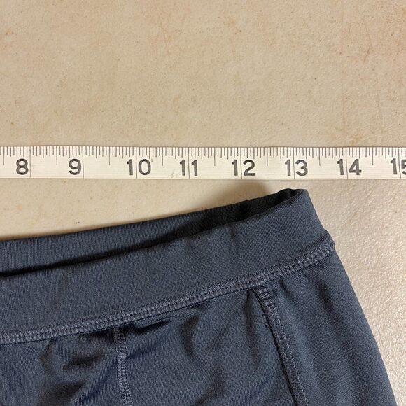 Danskin Gray Cropped Athletic Pant Small 4/6 - Picture 6 of 9